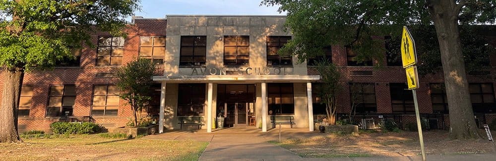 Avon Lenox School front entrance